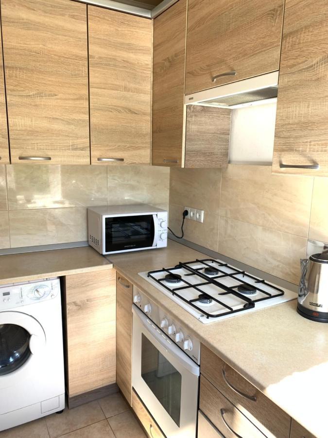 Центр. Старий Поділ Apartment เตอร์โนปิล ภายนอก รูปภาพ